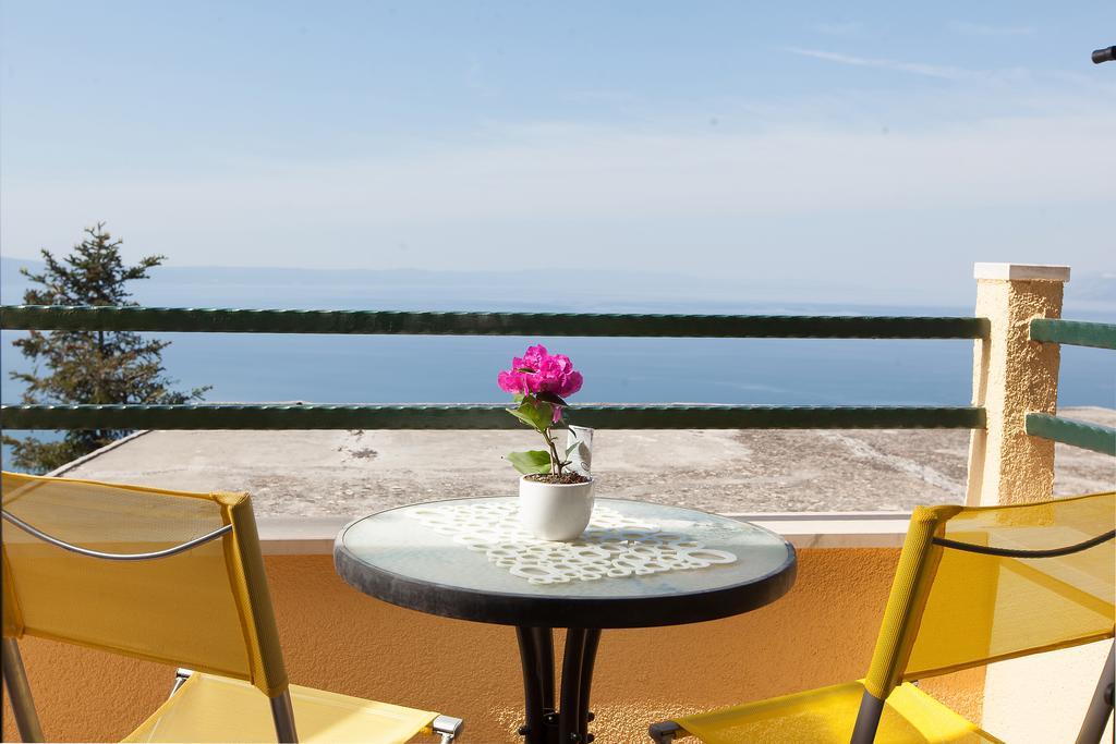 Villa Lora Tučepi Exterior foto